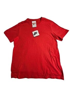 Nike Men’s Red Short Sleeve Crew T-Shirt
